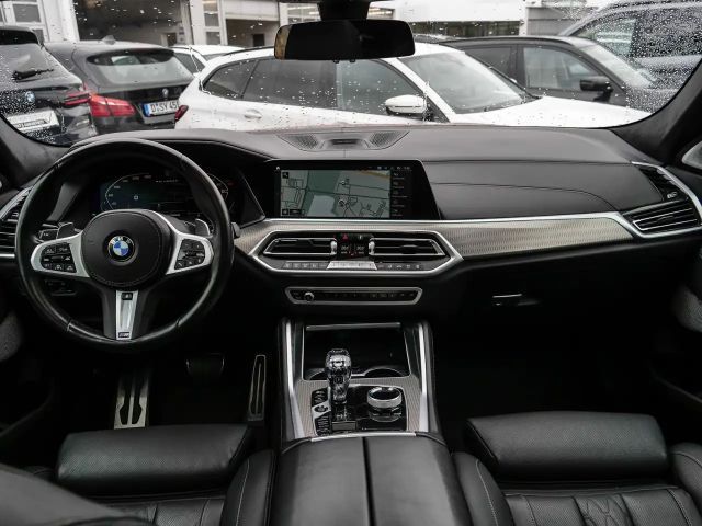 BMW X6 Coupé M50i