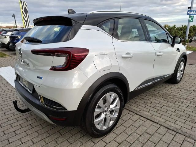 Renault Captur E-Tech Intens