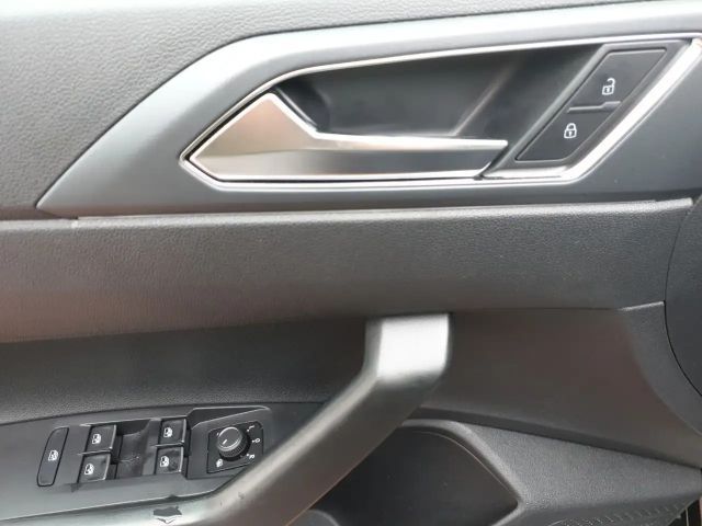 Volkswagen Taigo 1.0 TSI DSG IQ.Drive R-Line