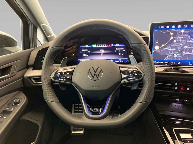 Volkswagen Golf Golf R BLACK AKRAPO*270*PANO*AHK*DCC*360