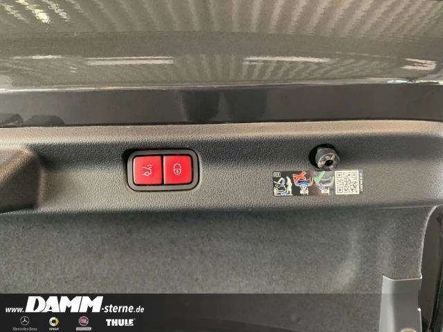 Mercedes-Benz EQE 300 Electric Art Sedan