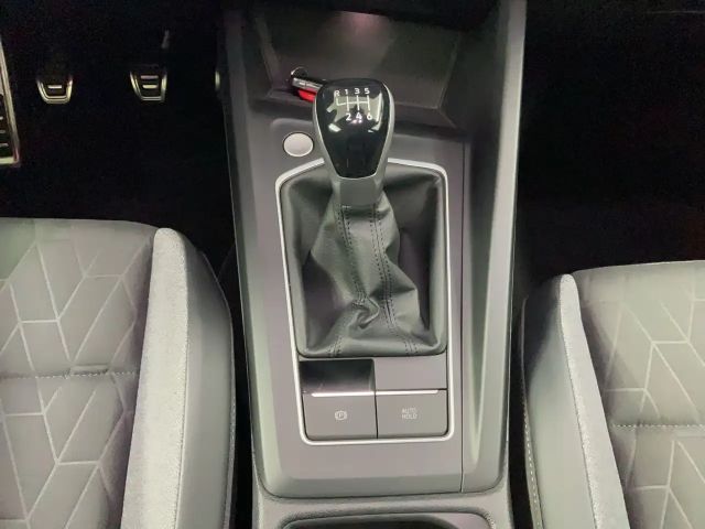 Volkswagen Golf 1.5 TSI Golf VIII