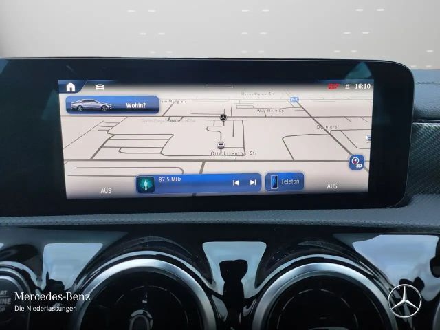 Mercedes-Benz CLA 180 Coupé Progressive