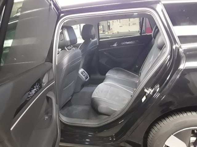 Volkswagen Passat 1.5 eTSI Business DSG