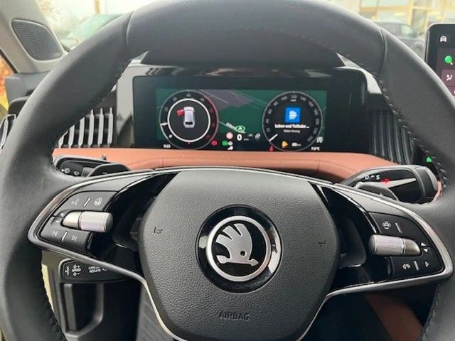 Skoda Superb 2.0 TDI Combi Laurin & Klement