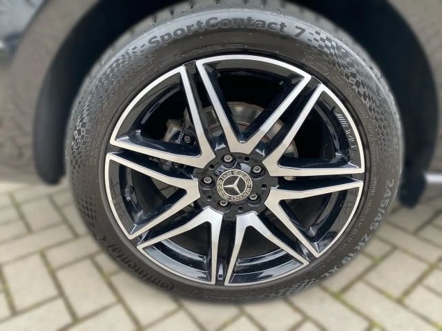 Mercedes-Benz V 300 AMG Line AVANTGARDE