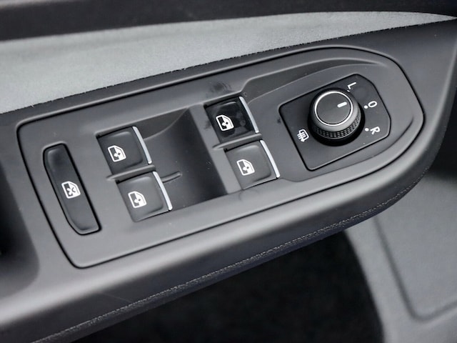 Volkswagen Golf 2.0 TSI DSG Golf VIII Plus