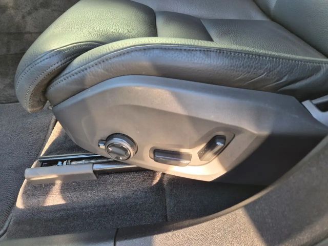 Volvo XC60 AWD Core T6