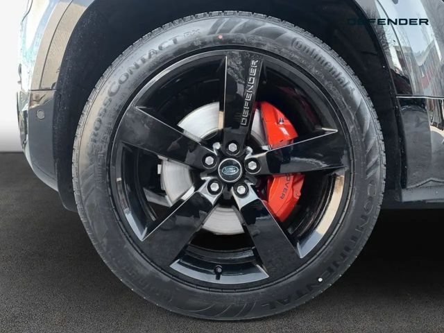 Land Rover Defender 110