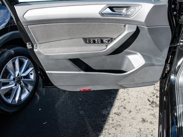 Volkswagen Touran 1.5 TSI DSG