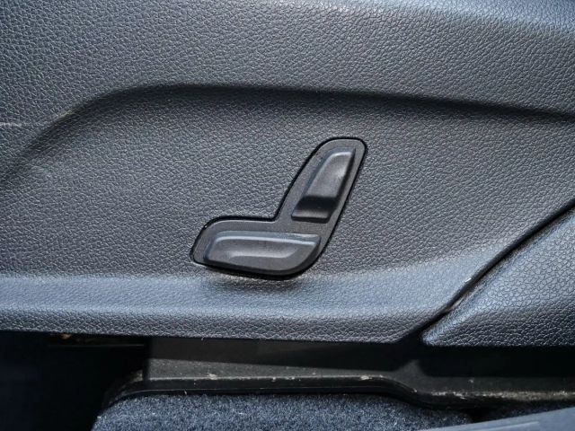 Mercedes-Benz GLC 300 4MATIC AMG Line