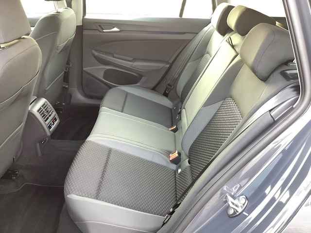 Volkswagen Golf 1.5 TSI Variant