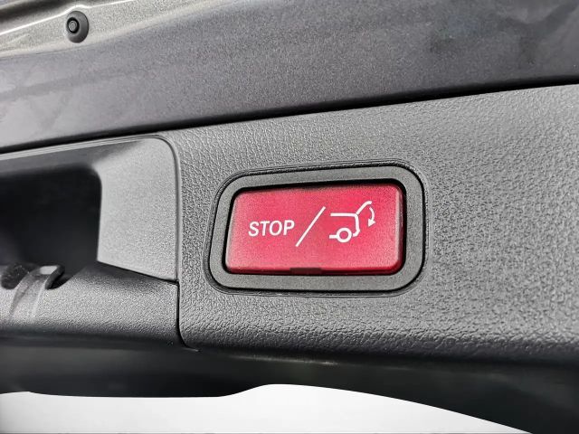 Mercedes-Benz B 180 Progressive Sedan