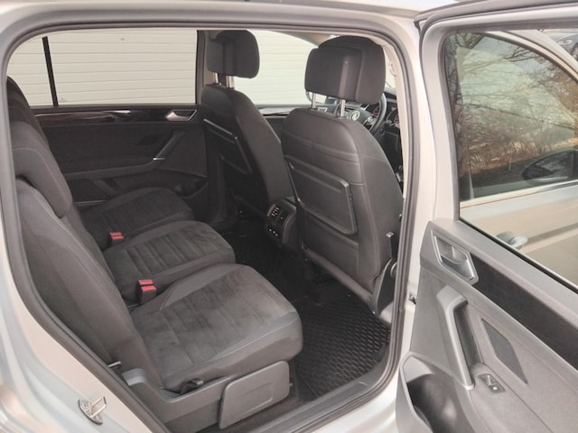 Volkswagen Touran 1.5 TSI DSG Highline