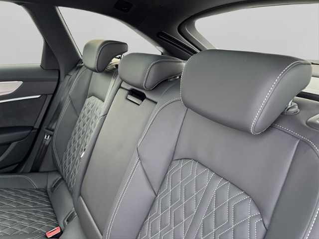 Audi A6 55 TFSI Avant Quattro S-Line S-Tronic