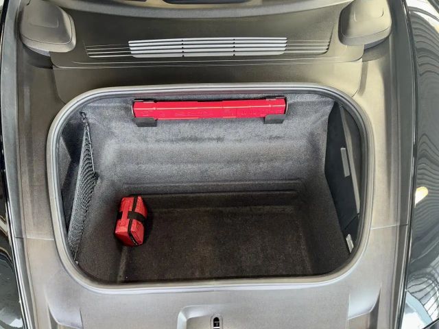 Porsche 992 Carrera Coupé GTS