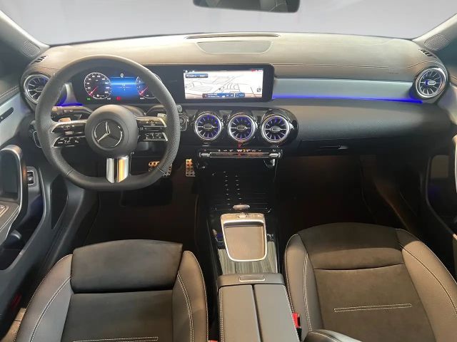 Mercedes-Benz CLA 200 AMG Line Shooting Brake