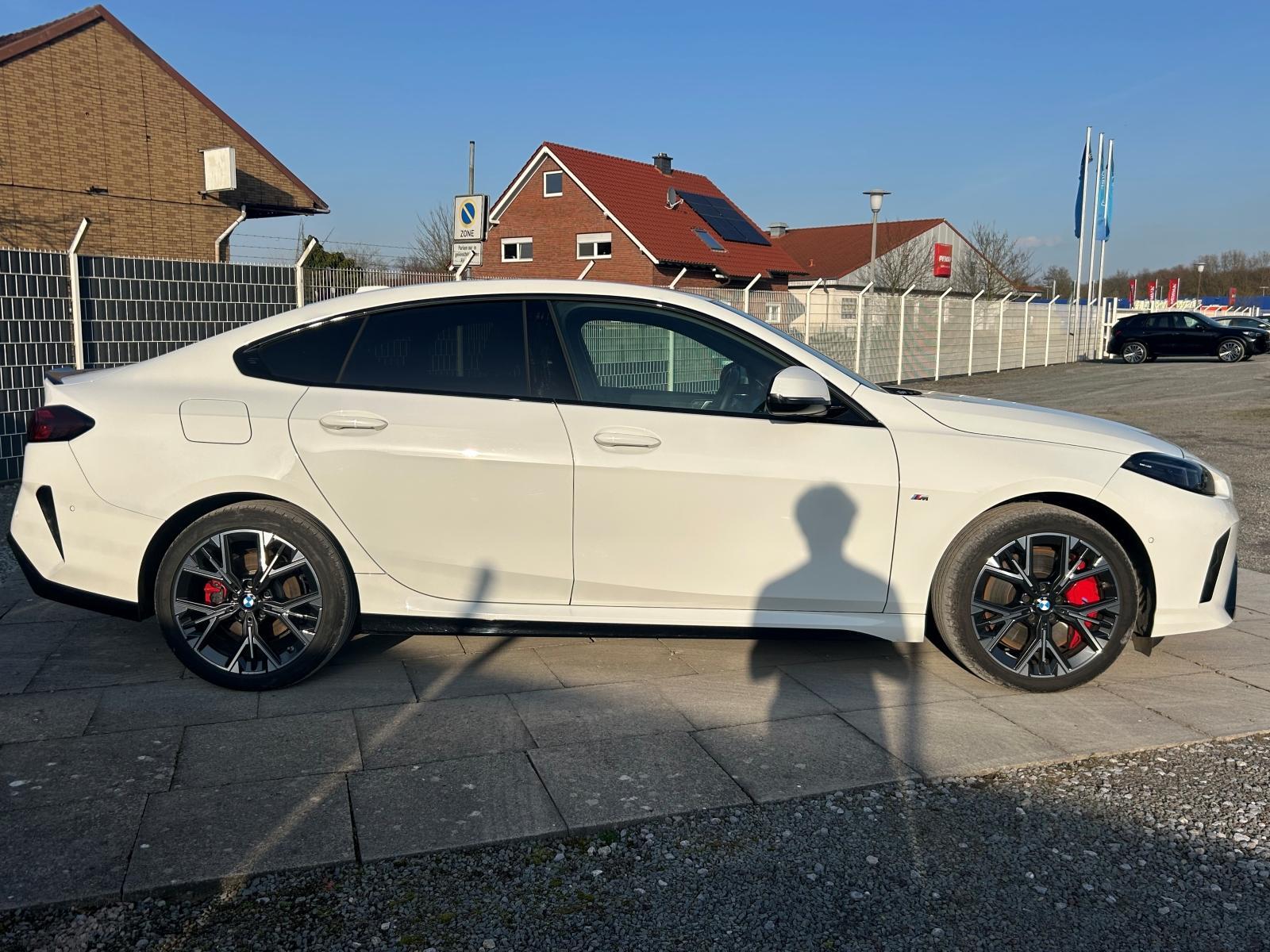 BMW 220 220i Coupé Gran Coupé