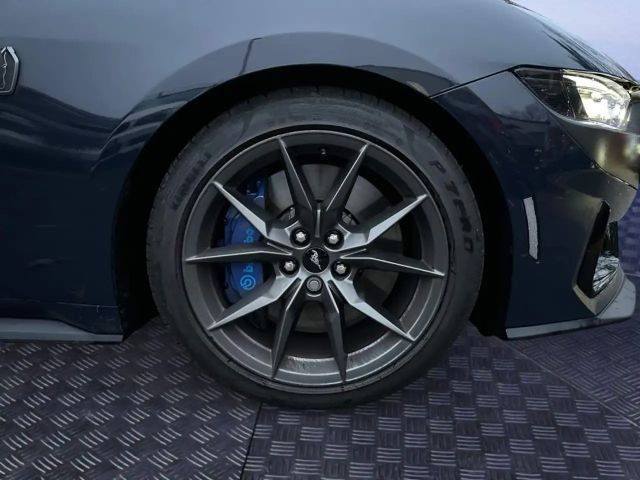 Ford Mustang Fastback GT 5.0 V8