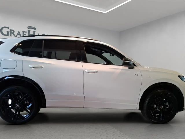 Volkswagen Tiguan R-Line eHybrid