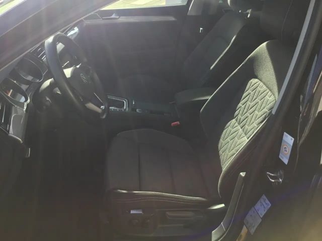 Volkswagen Passat Business Variant