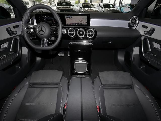 Mercedes-Benz A 220 4MATIC