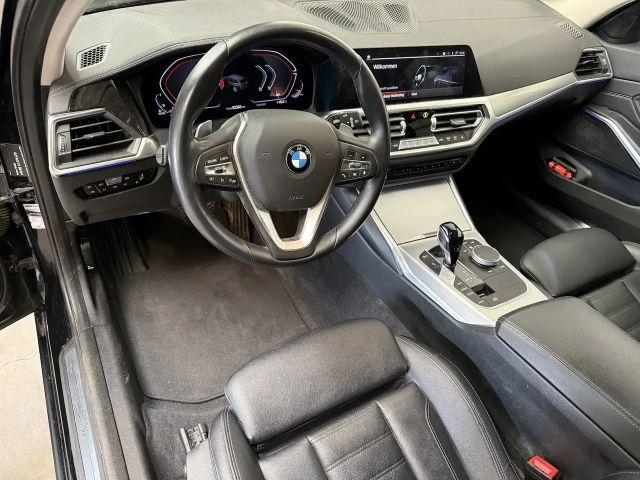 BMW 320 Luxury Line