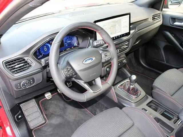 Ford Focus ST Line Wagon