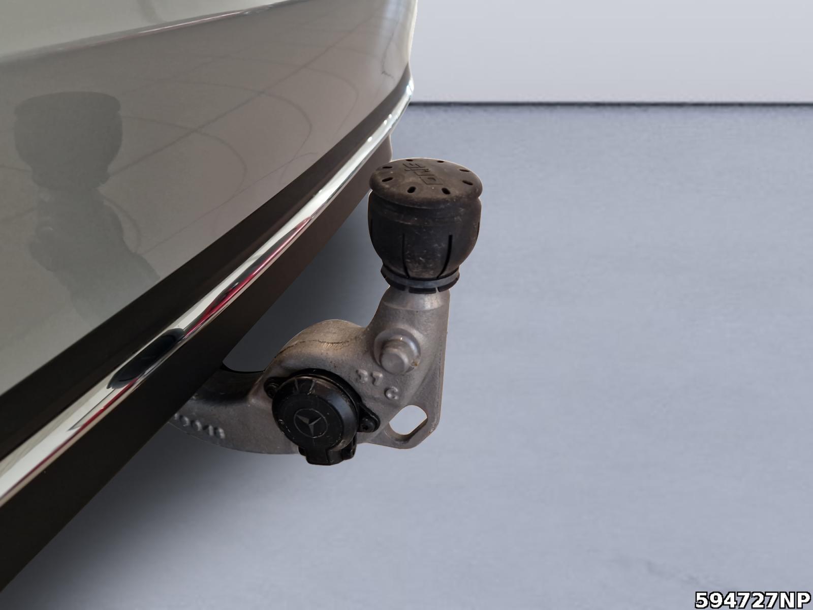 Mercedes-Benz C 180 AVANTGARDE Sedan