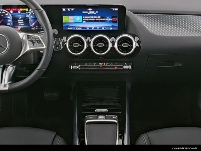 Mercedes-Benz GLA 180 GLA 180 AHK/LED/KAMERA/ADVANCED/WINTER-PAKET SHZ