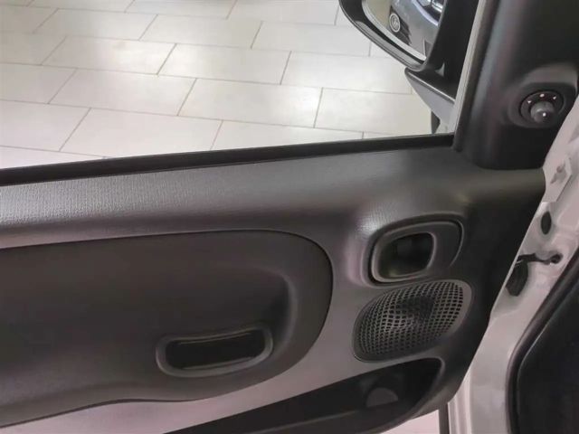 Fiat Panda Hybrid 1.0 GSE Klimaanlage Einparkhile hinten