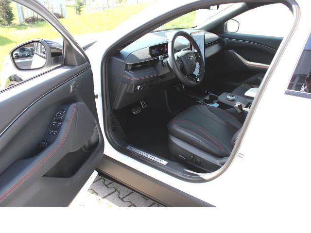 Ford Mustang Mach-E AWD