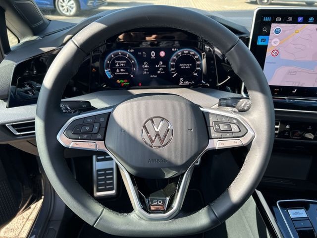 Volkswagen Golf 1.5 eTSI Golf VIII