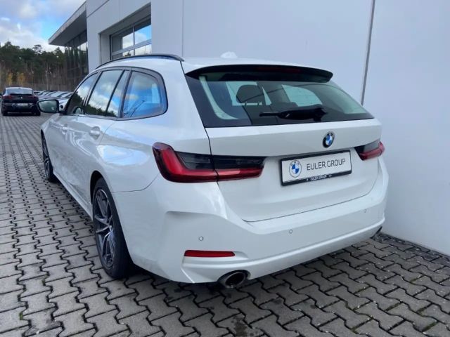 BMW 330 330d Touring xDrive