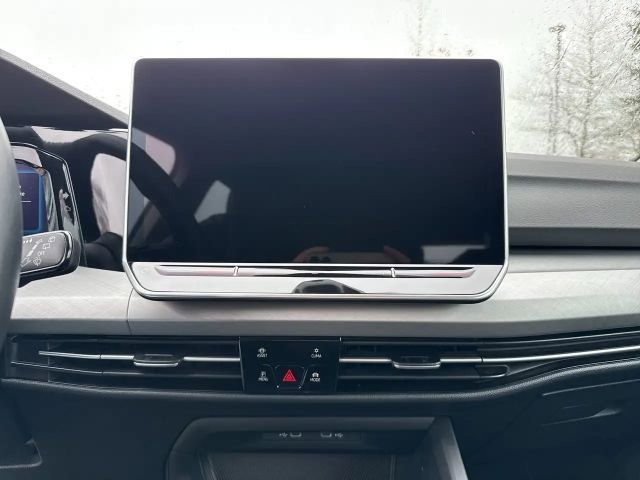 Volkswagen Golf Life eHybrid