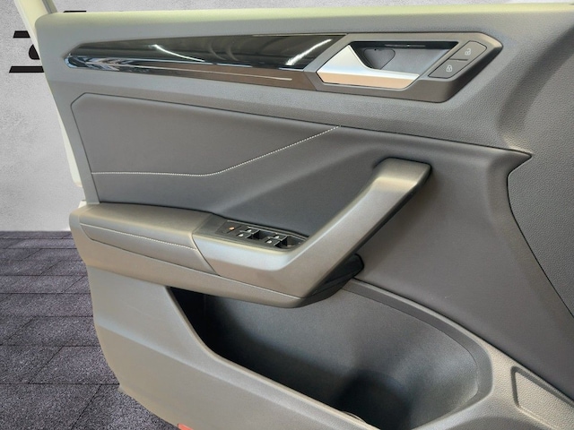 Volkswagen T-Roc 1.5 TSI DSG R-Line