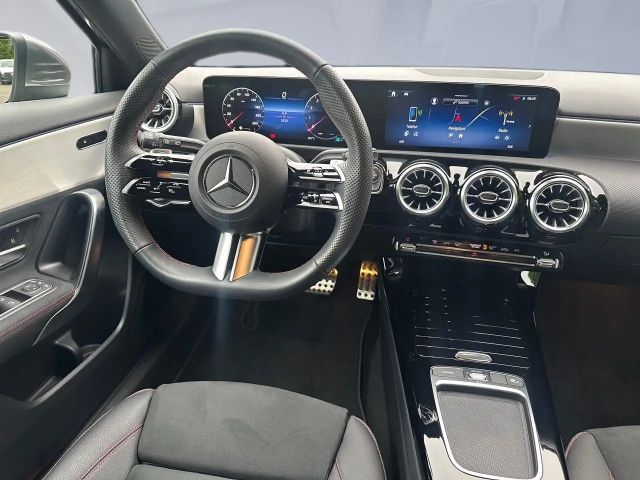 Mercedes-Benz A 200 AMG Line