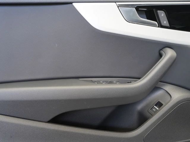 Audi A4 35 TDI Avant Competition S-Line