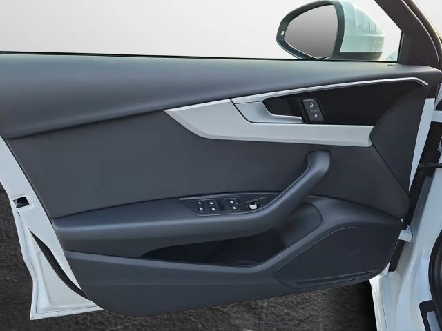 Audi A4 30 TDI Avant S-Tronic