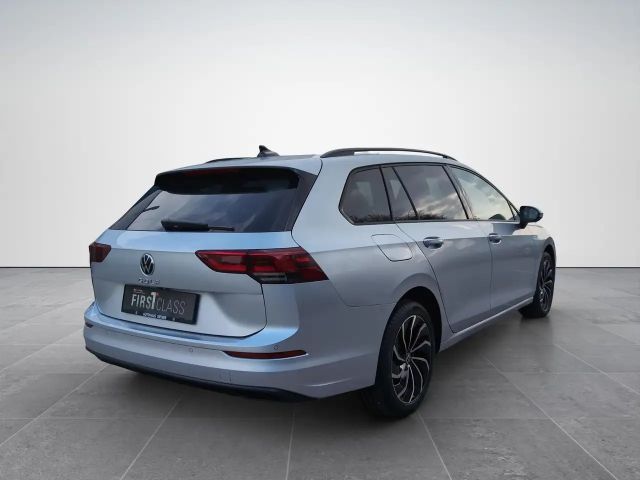 Volkswagen Golf DSG Life Variant