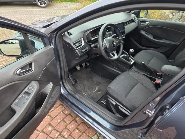 Renault Clio Experience