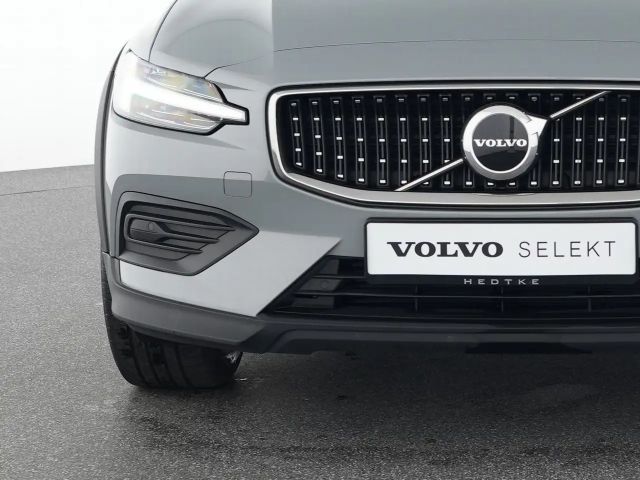 Volvo V60 AWD Plus