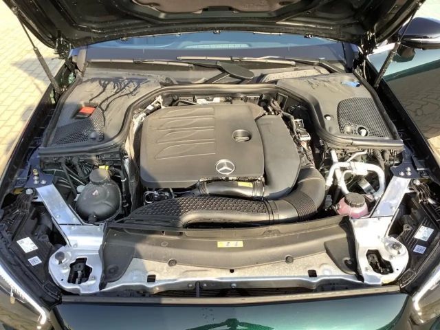 Mercedes-Benz E 300 AMG Line Cabriolet