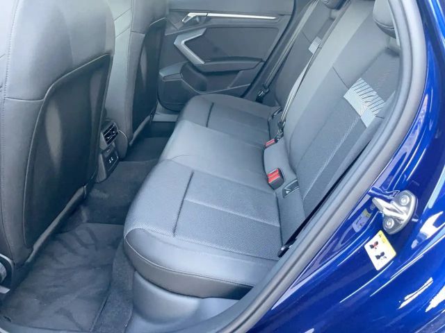 Audi A3 30 TFSI Sedan