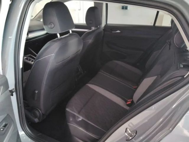 Volkswagen Golf 1.5 eTSI DSG Golf VIII
