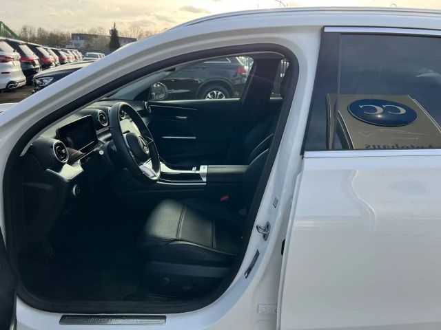 Mercedes-Benz C 220 AVANTGARDE C 220 d Estate