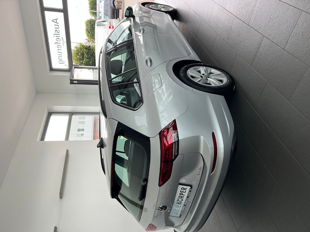 Volkswagen Golf Life Variant