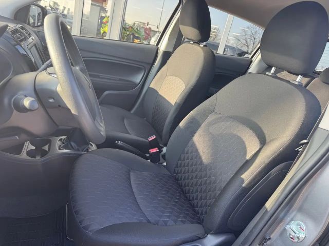 Mitsubishi Space Star Star