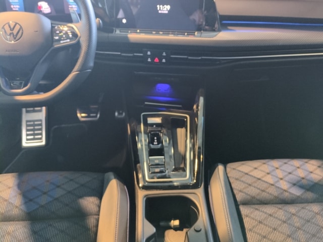 Volkswagen Golf 2.0 TSI 4Motion DSG Golf VIII