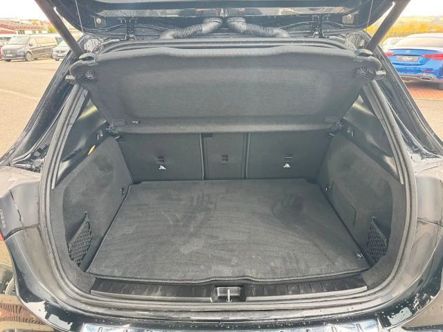 Mercedes-Benz GLA 200 AMG Line